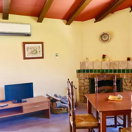 Cortijo El Marques شقة *